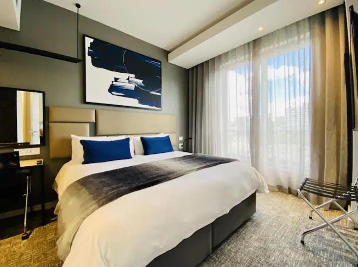 Apartamento In Sandton Private Unit